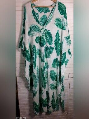 White Kaftan with Green Palm Print OS